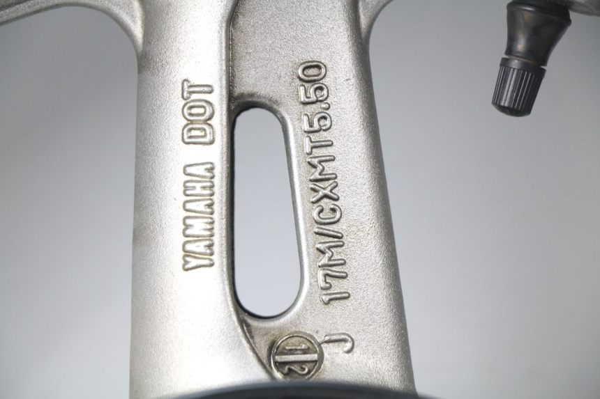 photo de REAR RIM YAMAHA FJR ABS 1300 (2006 - 2012) - Component zoom