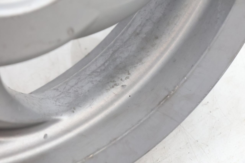 photo de REAR WHEEL PIAGGIO FLY 2T 50 (2004 - 2017) - Fixing points details