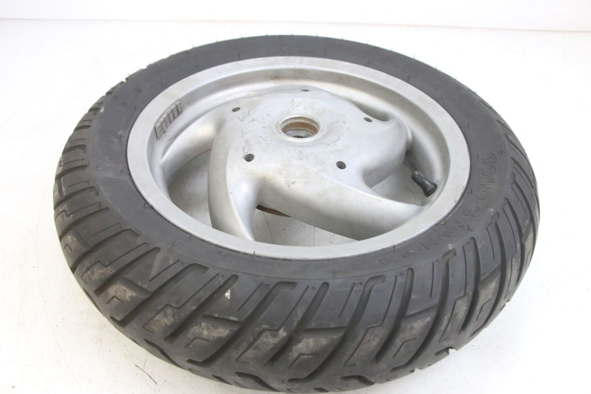 photo de REAR WHEEL RIM PIAGGIO FLY 125 (2005 - 2012) - Zoom on usage condition