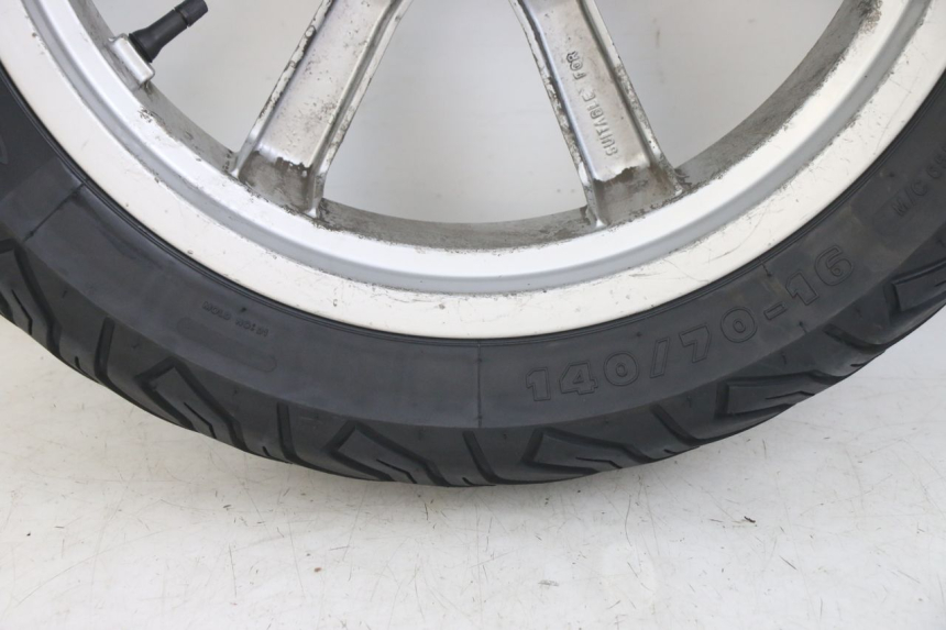 photo de REAR RIM PEUGEOT GEOPOLIS RS 125 (2007 - 2009) - Additional view of the item