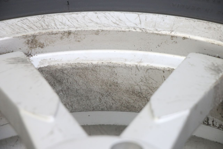 photo de REAR RIM PEUGEOT GEOPOLIS RS 125 (2007 - 2009) - Surface and material condition