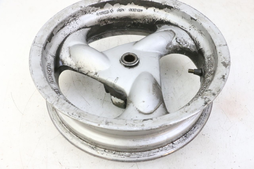 photo de REAR RIM KYMCO GRAND DINK 125 (2002 - 2007) - Focus on structure