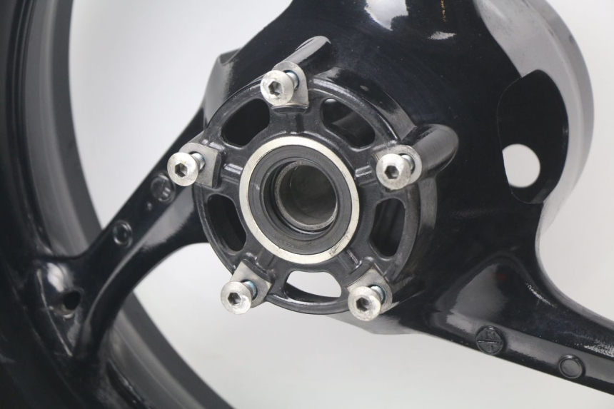 photo de REAR RIM SUZUKI GSX-R GSXR K16 1000 (2012 - 2016) - Detailed visual inspection