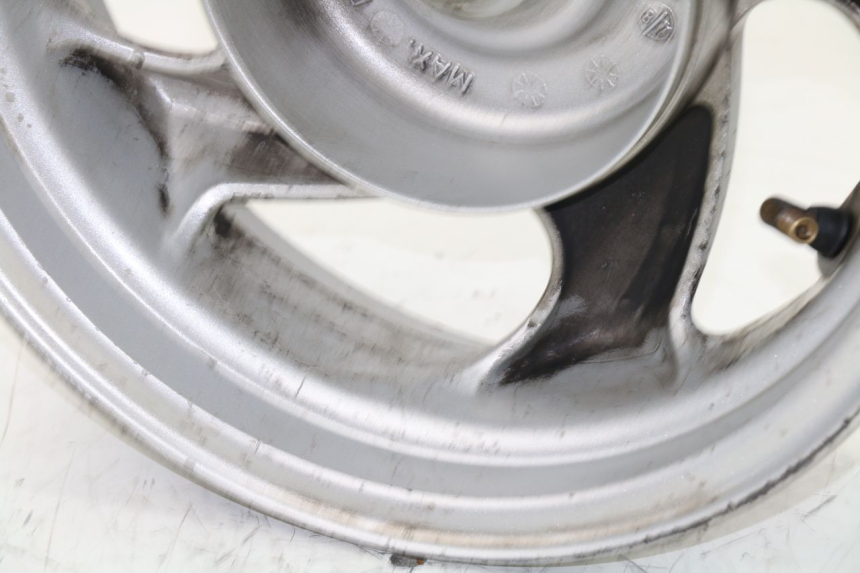 photo de REAR RIM SYM GTS EVO 125 (2009 - 2013) - Technical close-up