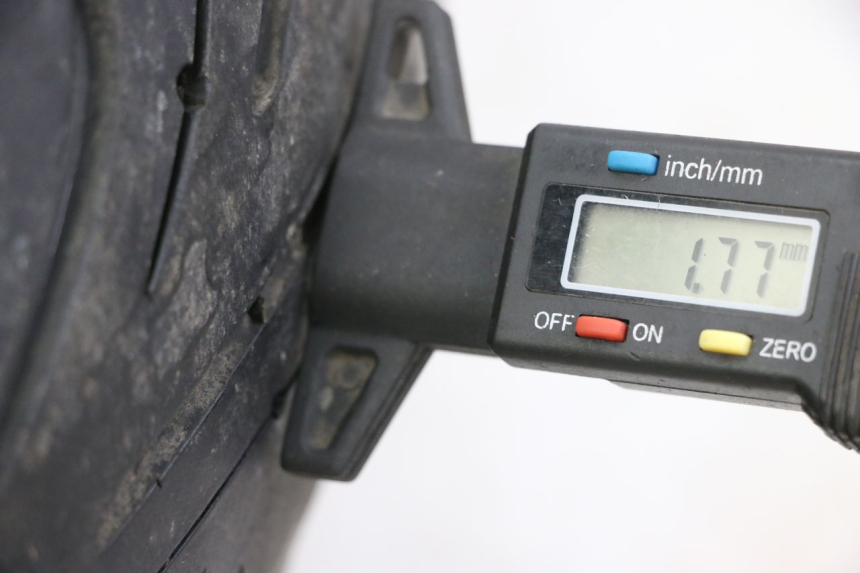 photo de REAR RIM HONDA CBR F 1000 (1993 - 1996) - Zoom on usage condition