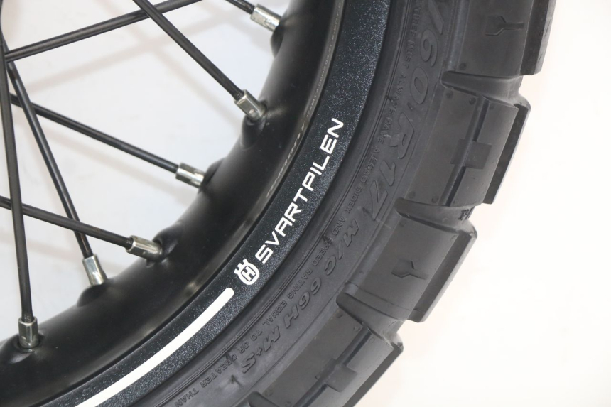 photo de REAR RIM HUSQVARNA SVARTPILEN 401 (2018 - 2023) - Distinctive features