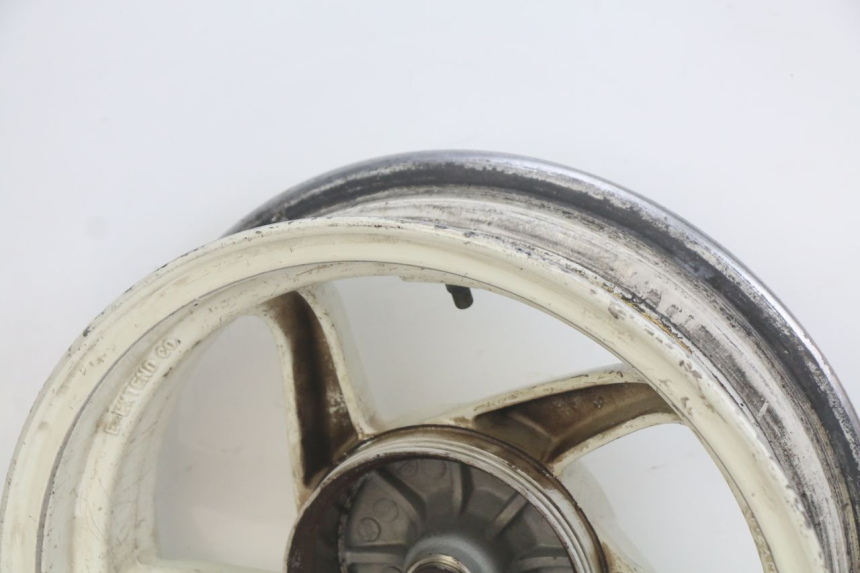 photo de REAR WHEEL RIM SYM JET SPORT XR 50 (2006 - 2015) - Zoom on usage condition