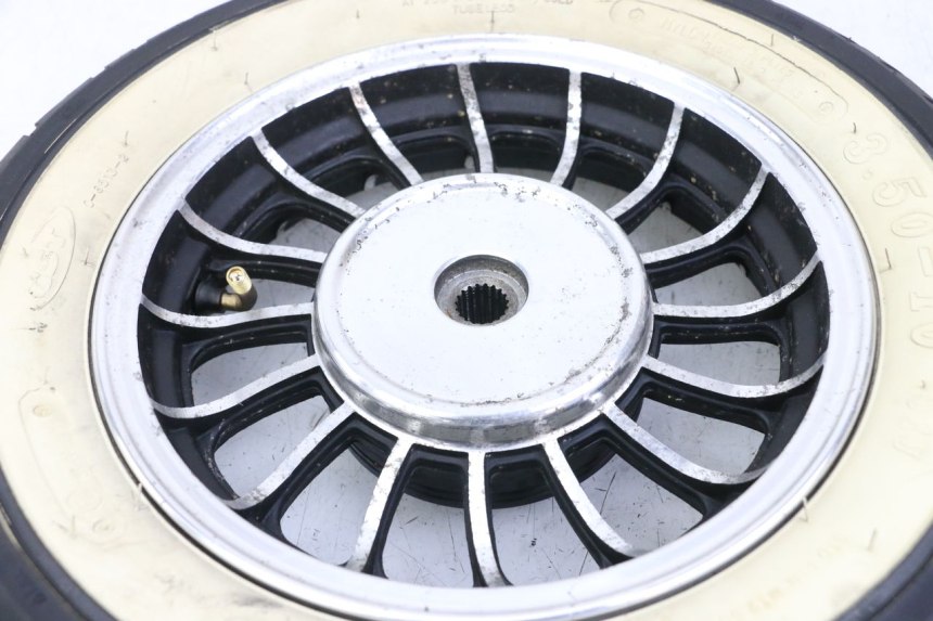 photo de REAR RIM JM MOTORS VX 125 (2022 - 2025) - Surface and material condition