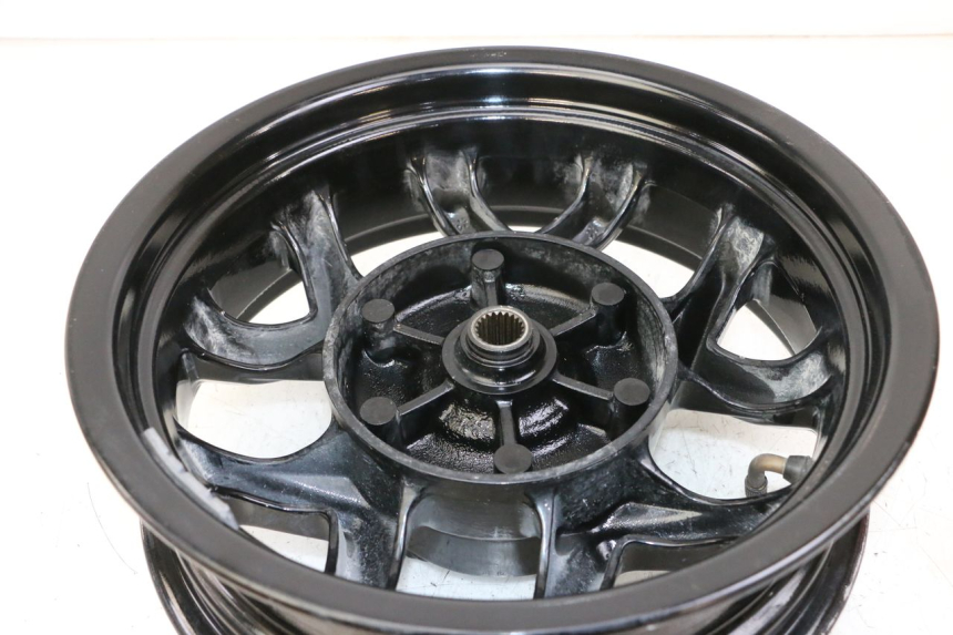 photo de REAR RIM SYM JOYMAX 125 (2010 - 2017) - Markings and original references