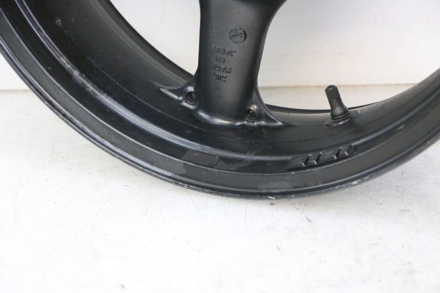 photo de REAR WHEEL RIM KAWASAKI ZR7 ZR-7 S 750 (1999 - 2004) - High-resolution close-up
