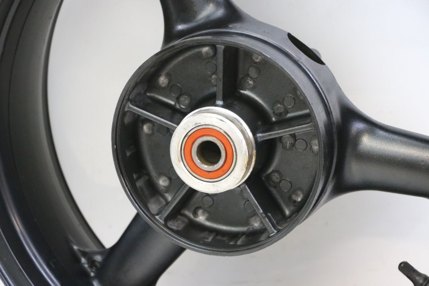 photo de REAR WHEEL RIM KAWASAKI ZR7 ZR-7 S 750 (1999 - 2004) - Markings and original references