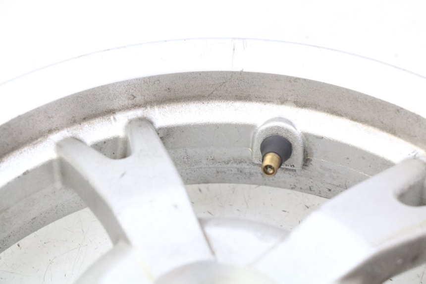 photo de REAR WHEEL RIM PEUGEOT KISBEE 4T 50 (2018 - 2022) - Fixing points details