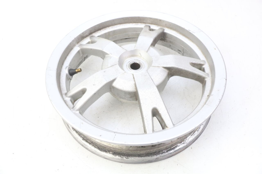 photo de REAR WHEEL RIM PEUGEOT KISBEE 4T 50 (2018 - 2022) - Surface and material condition