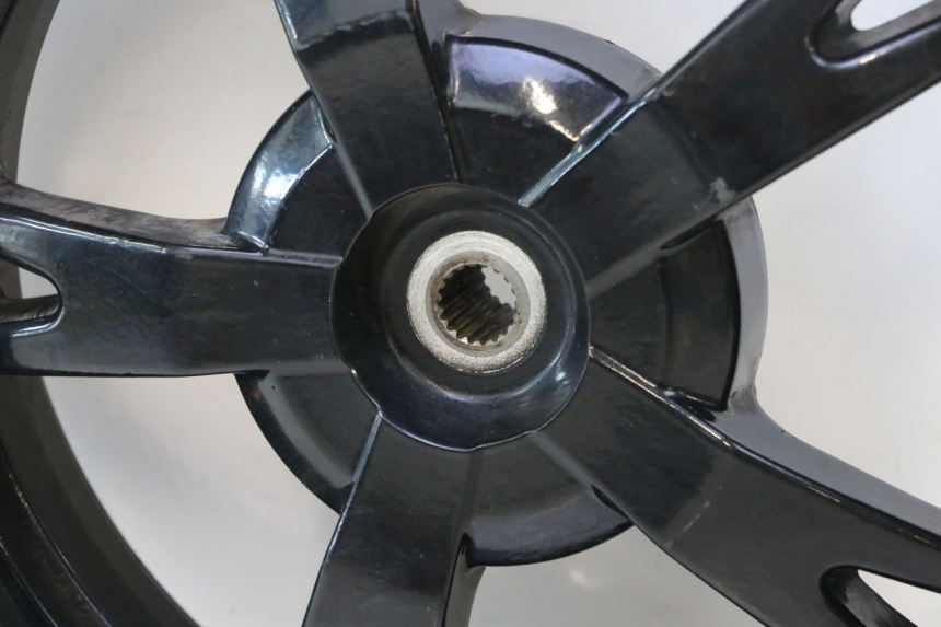 photo de REAR WHEEL RIM PEUGEOT KISBEE 4T 50 (2018 - 2022) - Surface and material condition