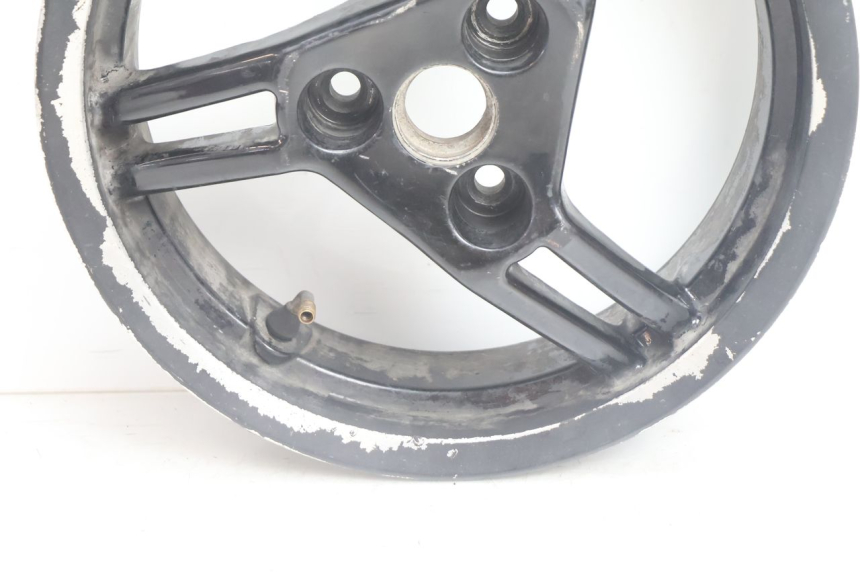 photo de REAR WHEEL RIM PEUGEOT LUDIX BLASTER 50 (2006 - 2014) - Zoom on usage condition