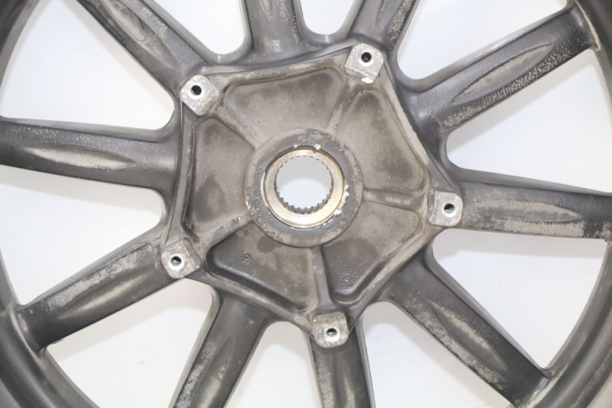 photo de REAR RIM PIAGGIO MP3 LT 300 (2010 - 2016) - High-resolution close-up