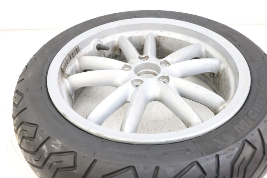 photo de REAR WHEEL RIM PIAGGIO MP3 LT 400 (2007 - 2012) - Alternative perspective