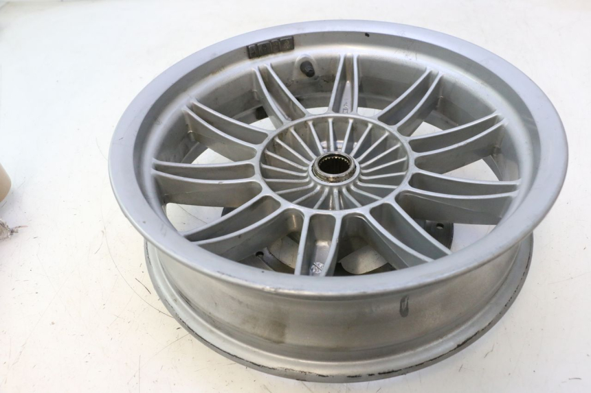 photo de REAR RIM PIAGGIO MP3 LT 300 (2010 - 2016) - Product overview