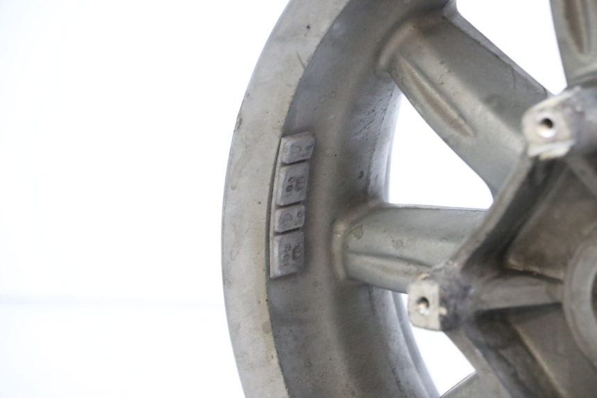 photo de REAR WHEEL RIM PIAGGIO MP3 125 (2006 - 2014) - High-resolution close-up