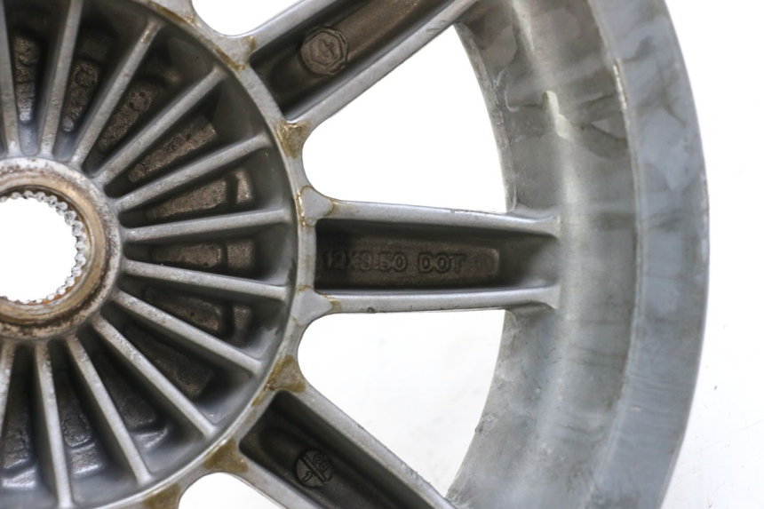 photo de REAR WHEEL RIM PIAGGIO MP3 125 (2006 - 2014) - Product overview