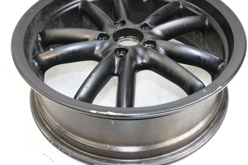 photo de REAR WHEEL RIM PIAGGIO MP3 500 (2011 - 2015) - Additional view of the item