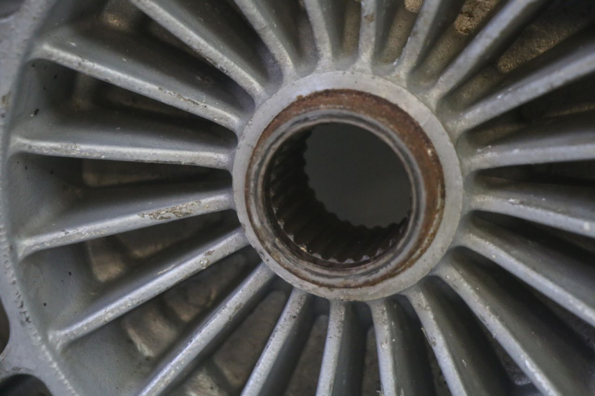 photo de REAR RIM PIAGGIO MP3 RL 250 (2006 - 2010) - Distinctive features