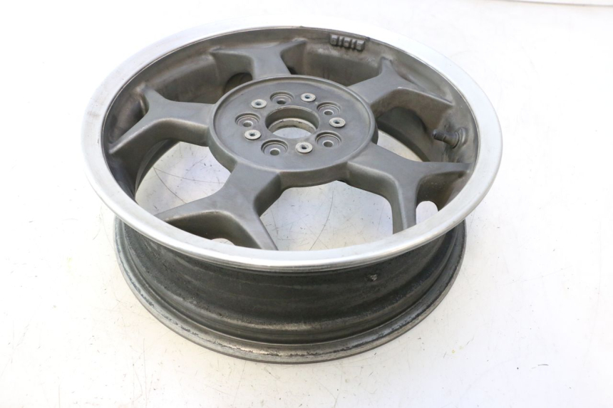 photo de REAR RIM PIAGGIO MP3 500 (2016 - 2018) - High-resolution close-up