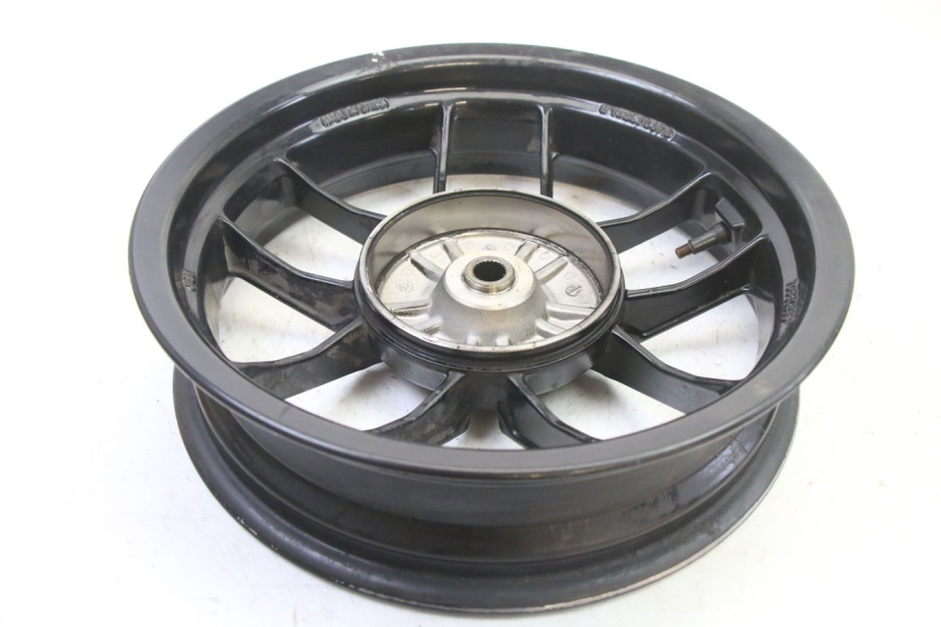 photo de REAR WHEEL RIM PIAGGIO NEW TYPHOON 50 (2018 - 2021) - Surface and material condition