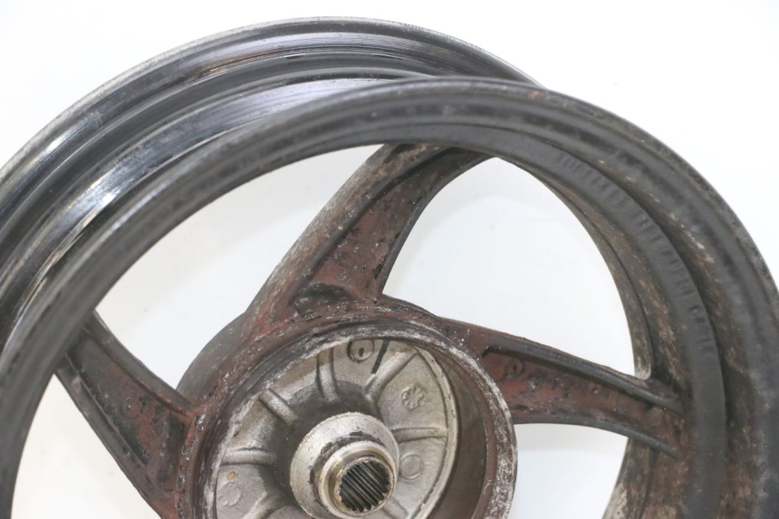 photo de REAR WHEEL RIM SYM ORBIT 2 4T 50 (2008 - 2017) - Zoom on usage condition