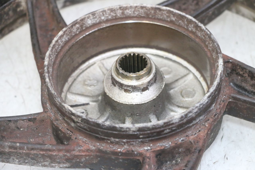 photo de REAR WHEEL RIM SYM ORBIT 2 4T 50 (2008 - 2017) - Markings and original references