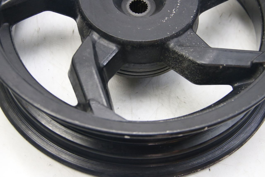 photo de REAR RIM SYM ORBIT III 3 4T 50 (2021 - 2025) - High-resolution close-up