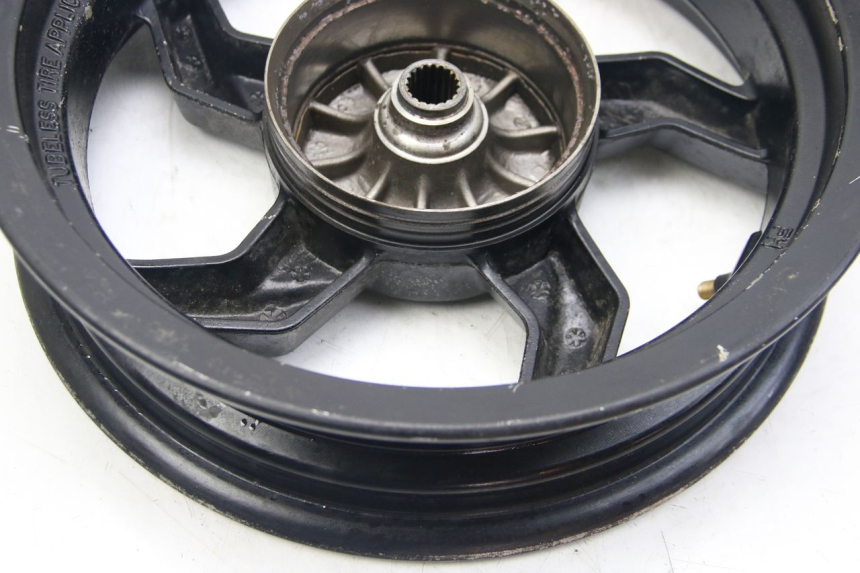 photo de REAR RIM SYM ORBIT III 3 4T 50 (2021 - 2025) - Focus on structure