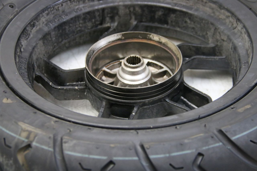 photo de REAR RIM SYM ORBIT III 3 4T 50 (2021 - 2025) - Zoom on usage condition