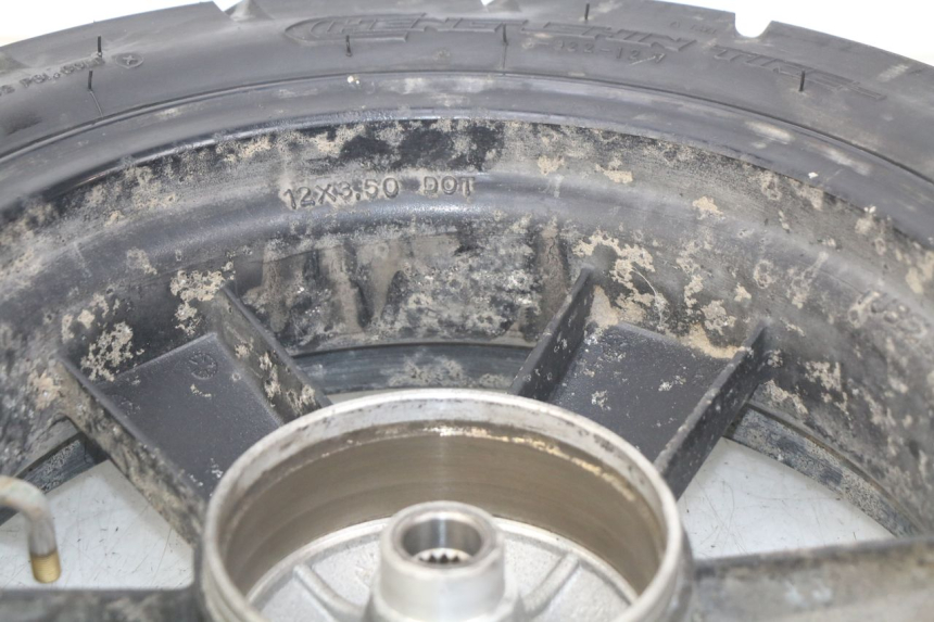 photo de REAR WHEEL RIM TNT MOTOR OTTO 2T 50 (2012 - 2018) - Technical close-up