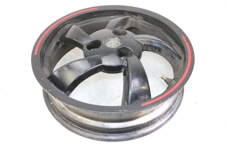 photo de REAR WHEEL RIM PEUGEOT CITYSTAR 2T 50 (2018 - 2021) - Additional view of the item
