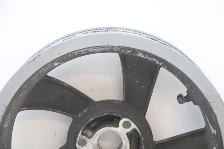 photo de REAR WHEEL RIM PEUGEOT CITYSTAR 50 (2013 - 2017) - Fixing points details