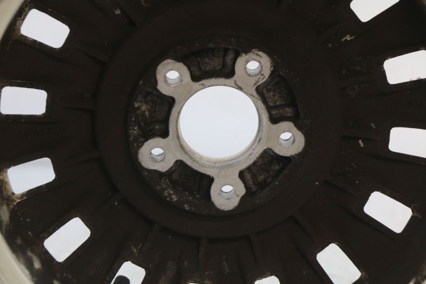 photo de REAR RIM PEUGEOT DJANGO 125 (2014 - 2017) - Additional view of the item