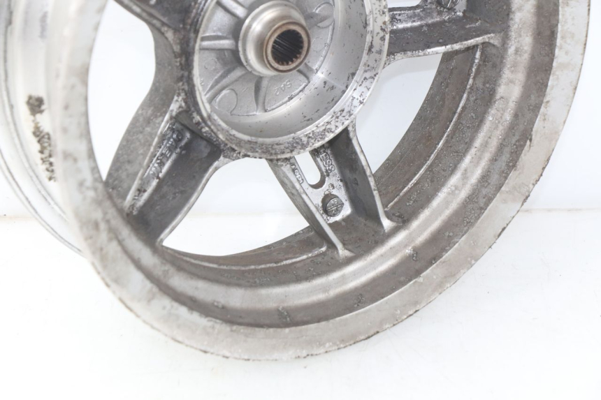 photo de REAR RIM DAELIM S2 125 (2006 - 2007) - Technical close-up