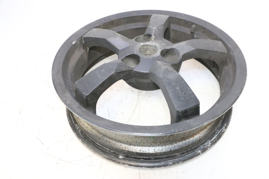 photo de REAR WHEEL RIM PEUGEOT SATELIS COMPRESSOR K15 125 (2006 - 2009) - Technical close-up