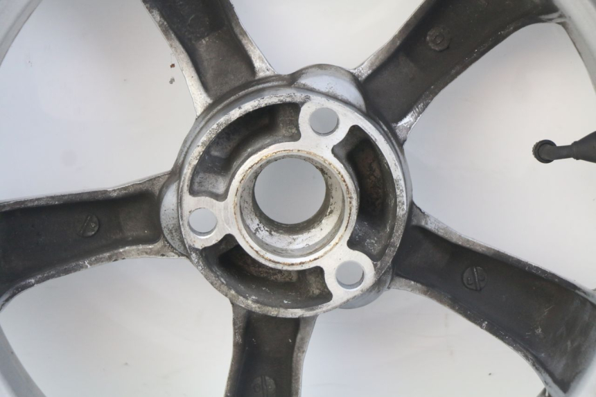 photo de REAR WHEEL RIM PEUGEOT SATELIS 125 (2010 - 2012) - Surface and material condition