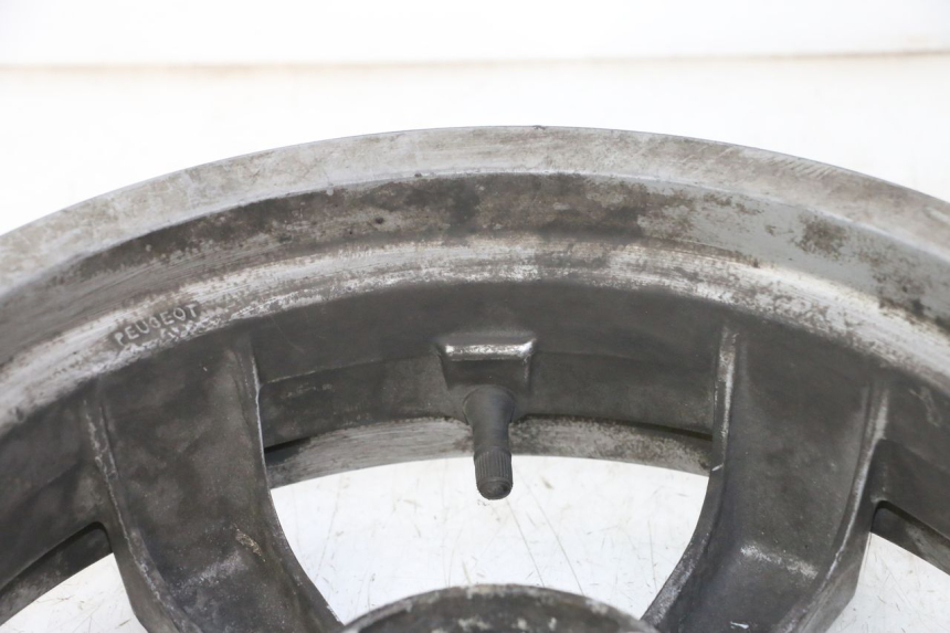 photo de REAR WHEEL PEUGEOT SATELIS 125 (2006 - 2009) - Additional view of the item