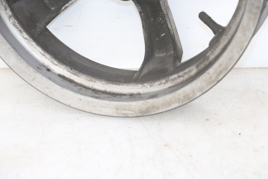 photo de REAR WHEEL PEUGEOT SATELIS 125 (2006 - 2009) - Zoom on usage condition