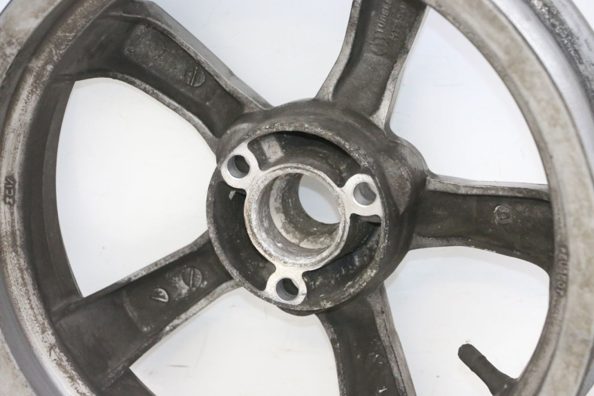 photo de REAR WHEEL PEUGEOT SATELIS 125 (2006 - 2009) - Technical close-up