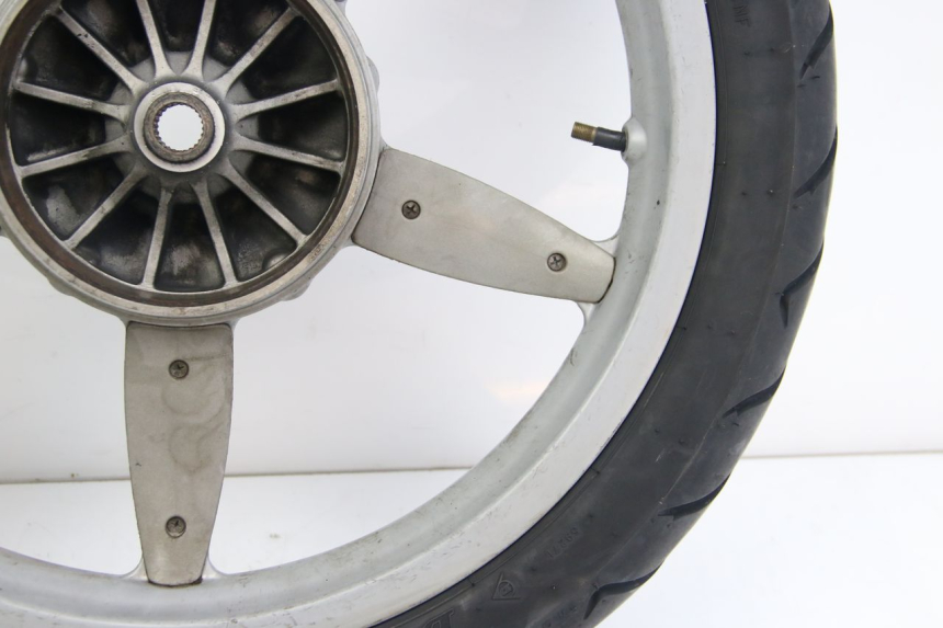 photo de REAR WHEEL RIM APRILIA SCARABEO 4T 50 (2009 - 2017) - Markings and original references