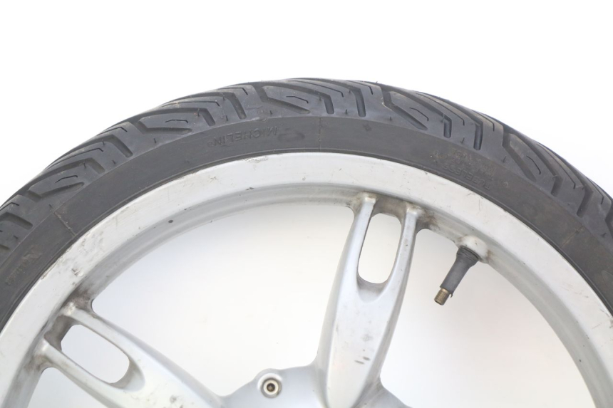 photo de REAR WHEEL RIM APRILIA SCARABEO 100 (2003 - 2012) - High-resolution close-up