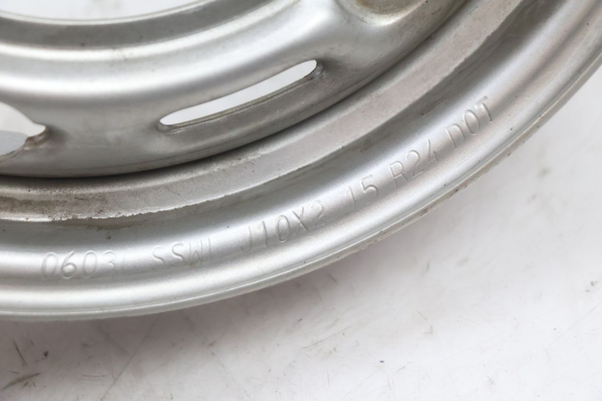 photo de REAR WHEEL RIM HONDA SCV LEAD 100 (2003 - 2007) - Component zoom