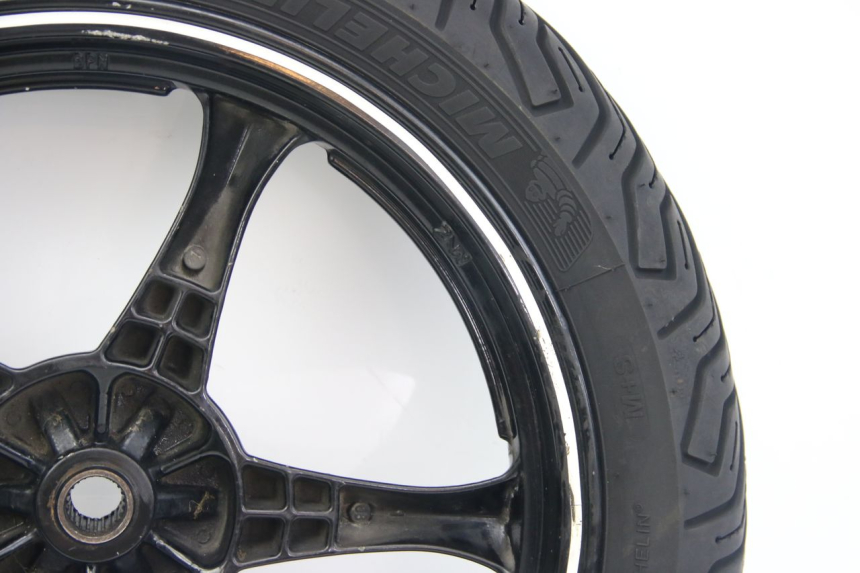 photo de REAR WHEEL RIM SUZUKI SIXTEEN 125 (2008 - 2010) - Distinctive features