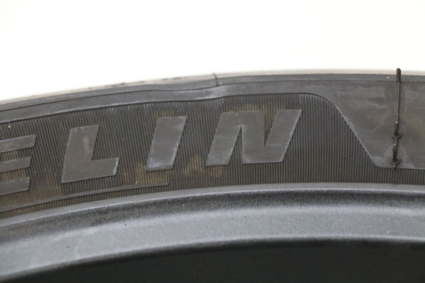 photo de REAR RIM TRIUMPH SPEED TRIPLE 1050 (2005 - 2007) - Component detail