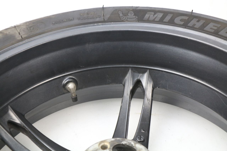 photo de REAR RIM TRIUMPH SPEED TRIPLE 1050 (2005 - 2007) - Surface and material condition