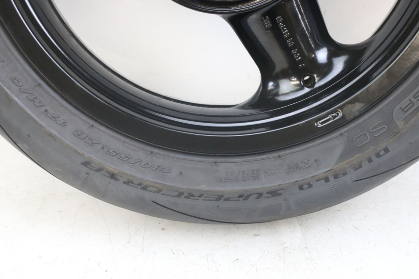 photo de REAR WHEEL RIM TRIUMPH SPEED TRIPLE T301 900 (1994 - 1996) - Distinctive features